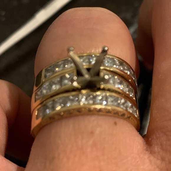 jewelry - Picture 3 of 9